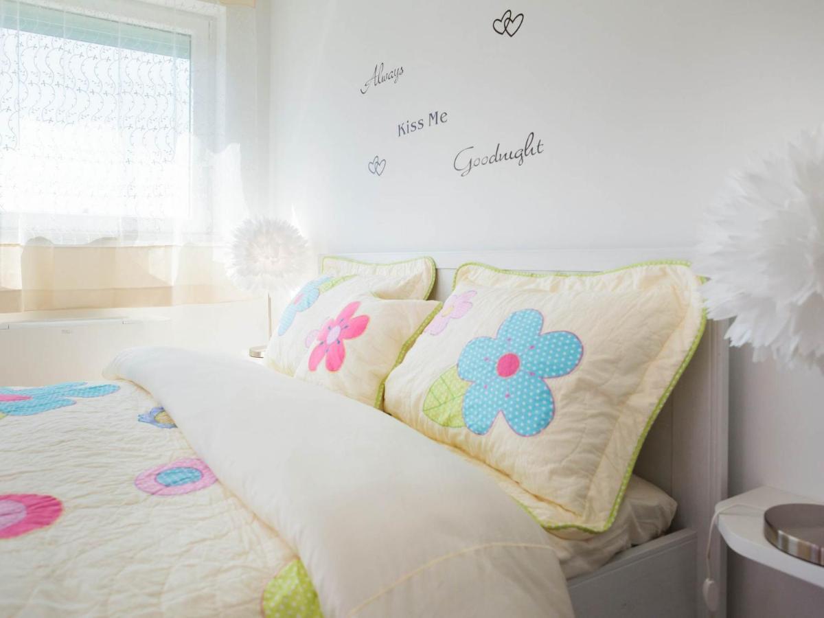 Apartment Lana St Supetar Exterior photo