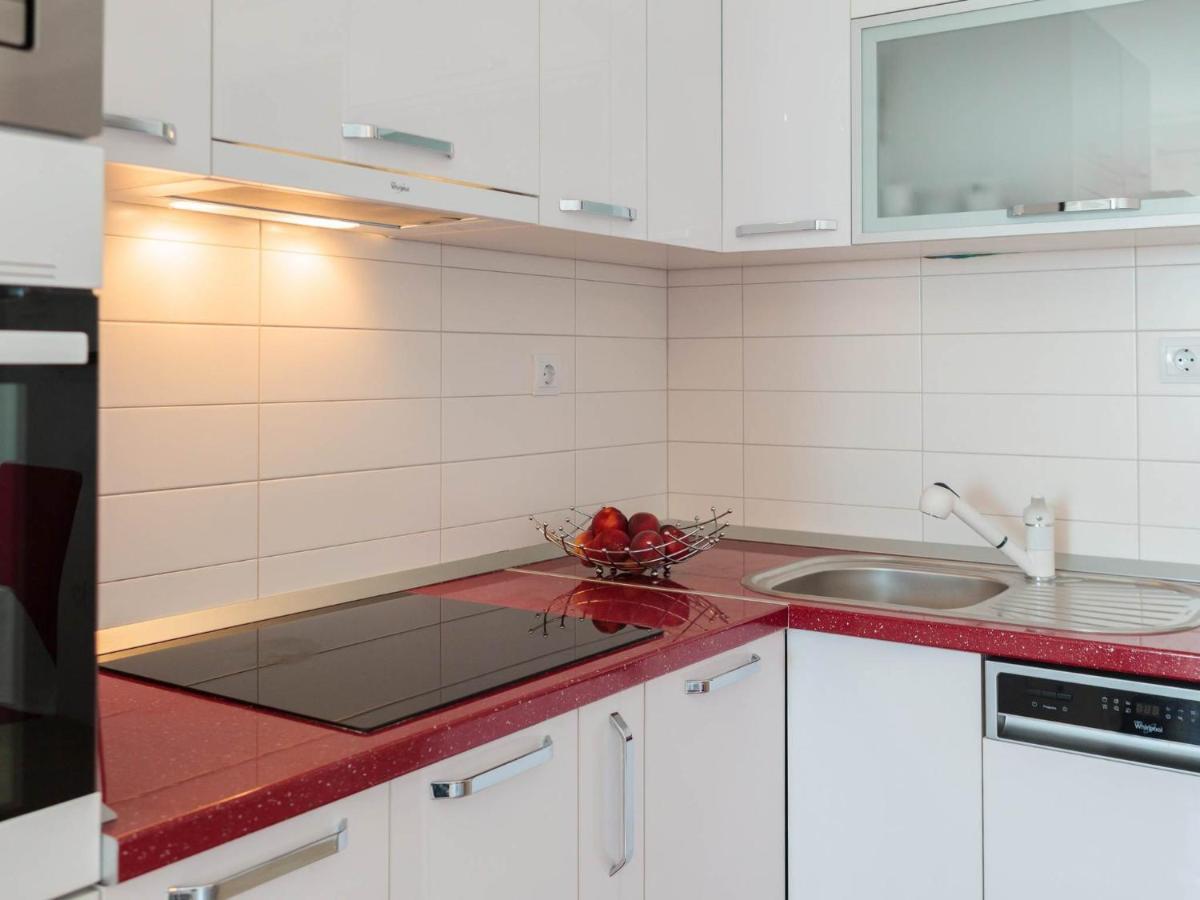 Apartment Lana St Supetar Exterior photo