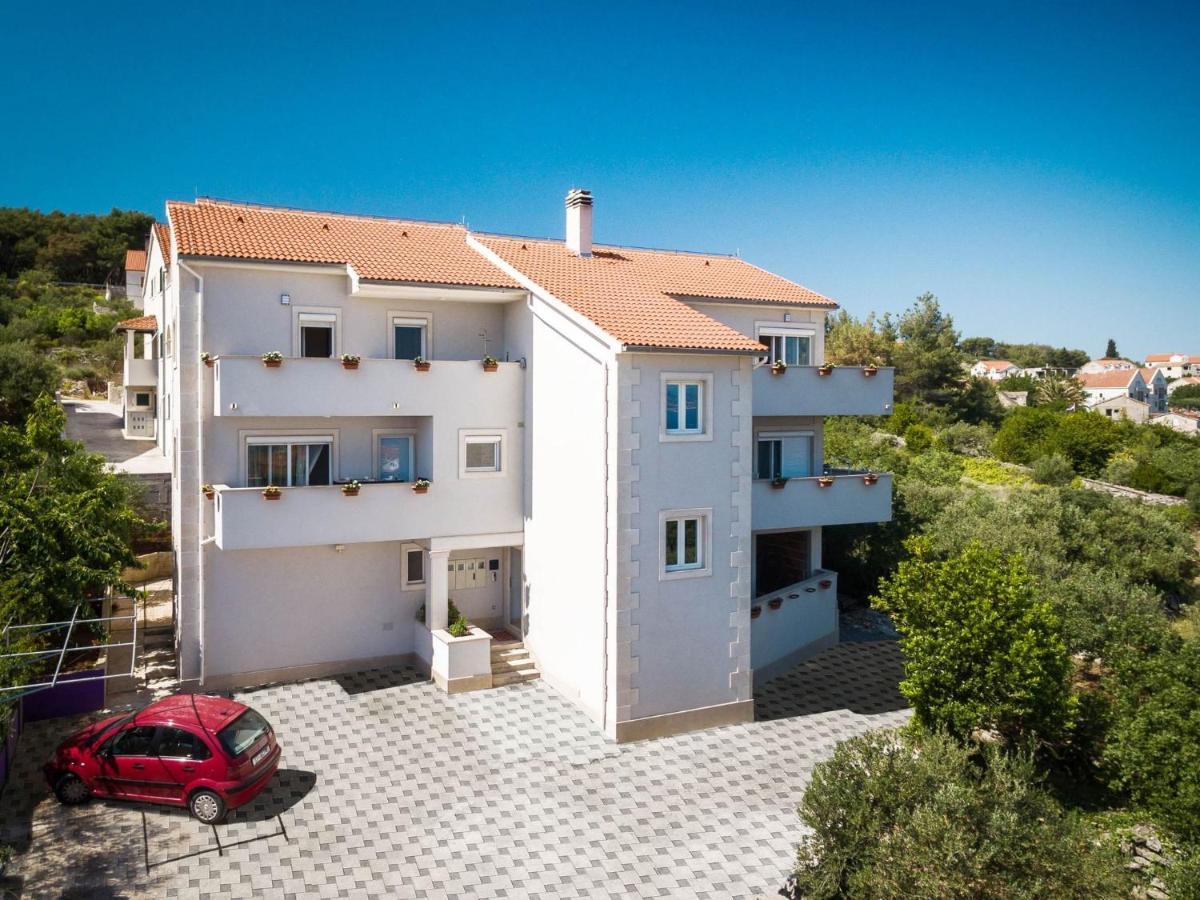 Apartment Lana St Supetar Exterior photo