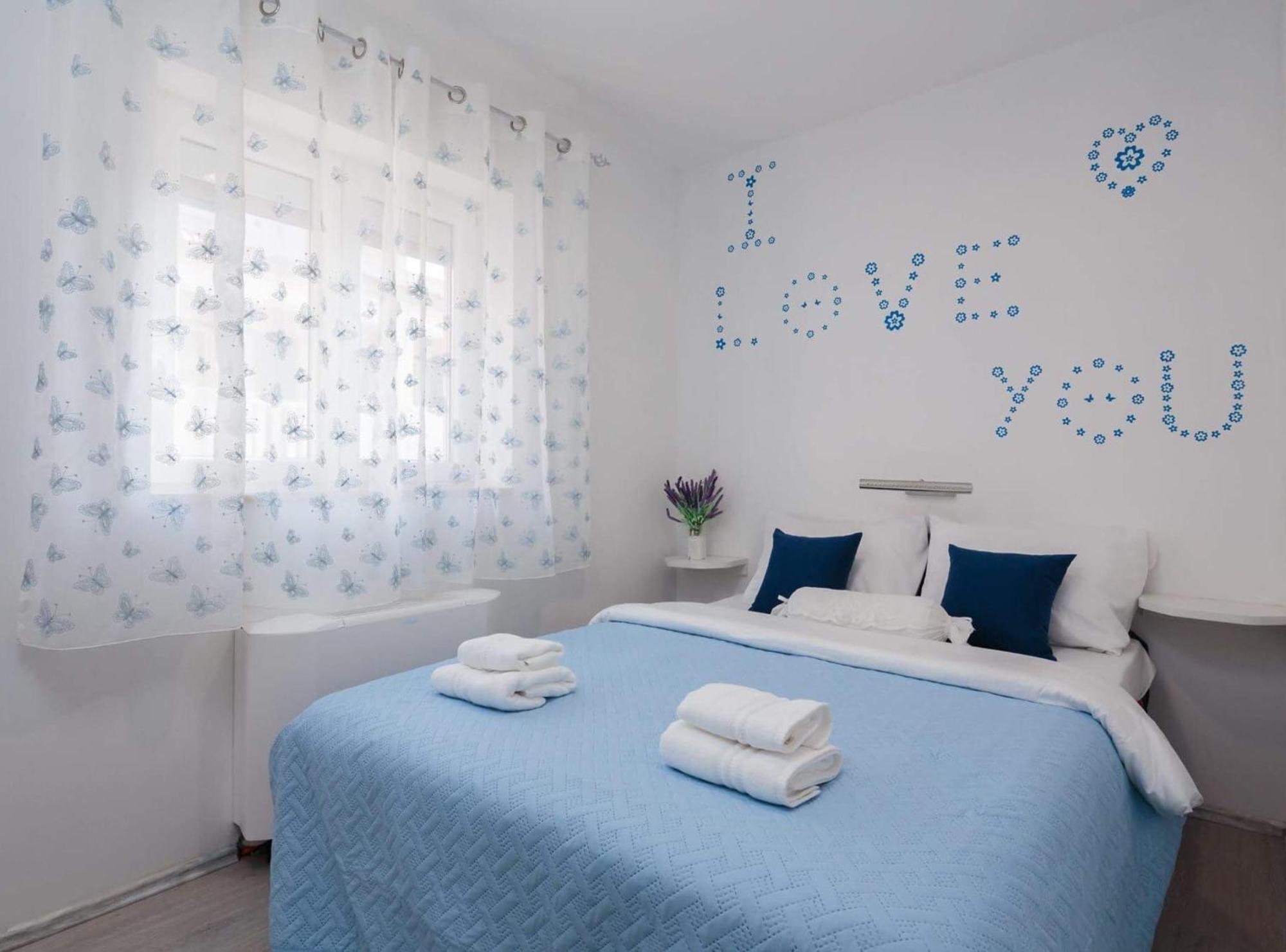 Apartment Lana St Supetar Exterior photo